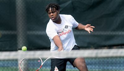 State boys tennis: Rochester's Garland-Sutter, SHG's Harvey, Aleman bow out in 5th consolation round