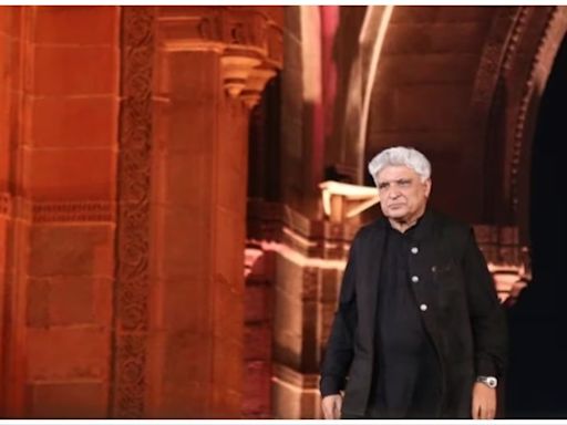 Javed Akhtar lashes out at troll for calling him a ‘son of gaddar,’ defends family’s legacy: ‘Your baap dadas were licking…’