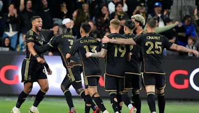 Denis Bouanga’s stoppage-time goal leads LAFC past Timbers