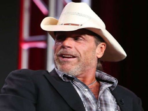 Shawn Michaels Revisits His First WWE Hell in a Cell Match Against The Undertaker in 1997; ‘This Unbelievable Structure’