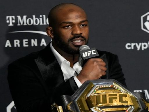 Daniel Cormier Comes to Rare Defense of Jon Jones After Latest Charges Against UFC Heavyweight Champion