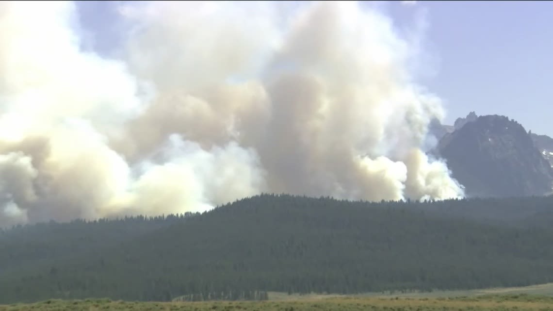Bench Lake Fire continues to burn in Sawtooth wilderness