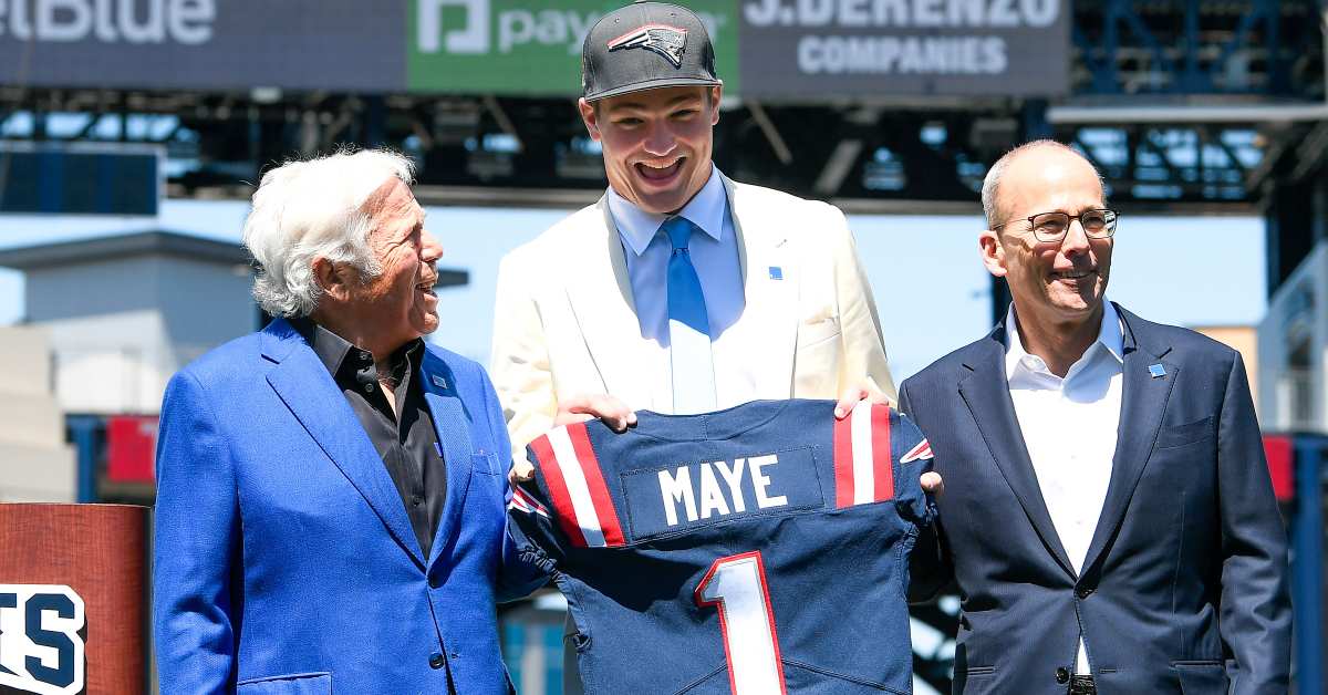 Patriots QB Drake Maye: Latest NFL Social Media Sensation?