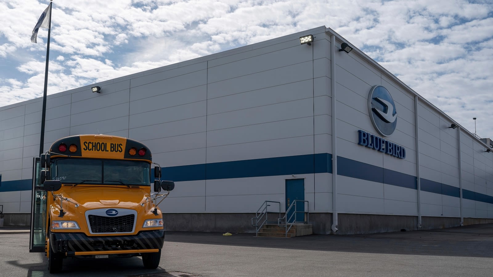 Workers at Georgia school bus maker Blue Bird approve their first union contract