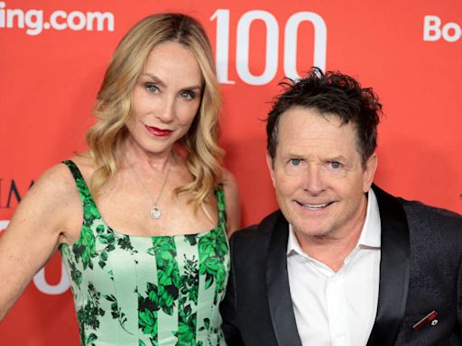 Michael J. Fox and Wife Tracy Pollan Can't Stop Smiling During Courtside Date Night at Knicks Game