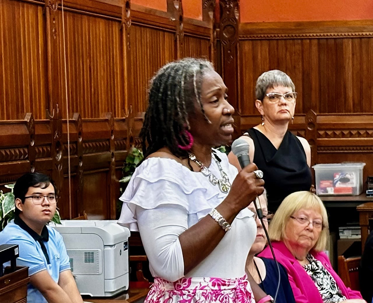 Rep. Robyn Porter offers a caustic good-bye to House leadership