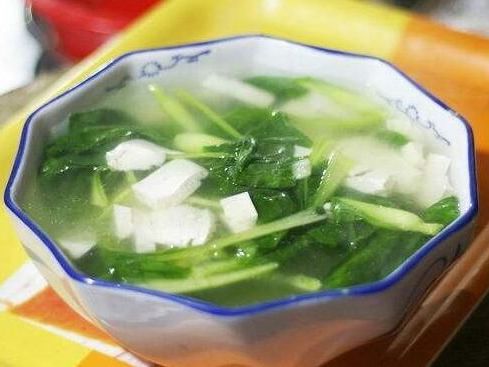 獨家／「菠菜豆腐湯」容易生結石？名醫解答了：真正劇毒是這湯品