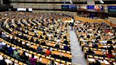 Legisladores de la UE aprueban reforma a leyes migratorias