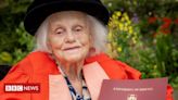 Rosemary Fowler: a física autora de descoberta essencial sobre partículas, que virou doutora aos 98 anos