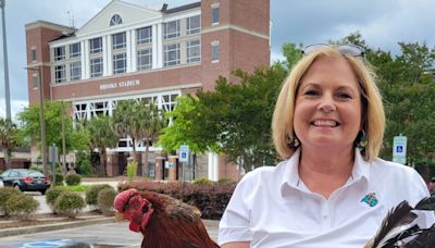 This Is Carolina: The sweet life of Maddox: CCU’s live mascot and his handler