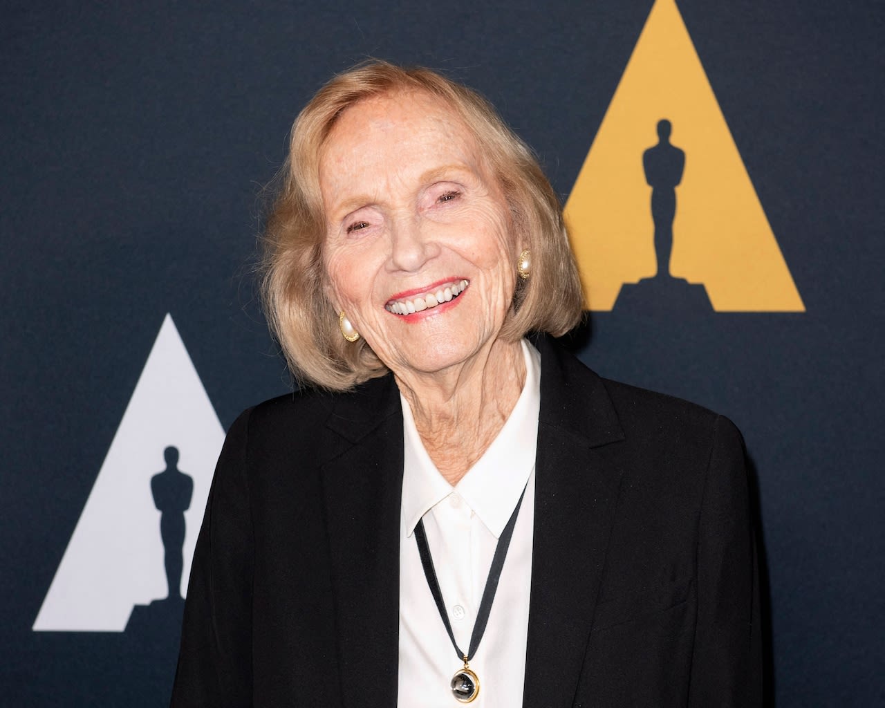 Oscar-winning actress who grew up in Upstate NY turns 100