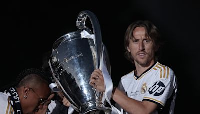 Official: Luka Modric renews with Real Madrid for another year