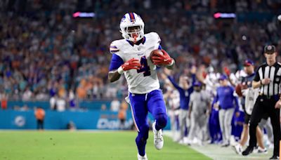 Bills' James Cook Thrills Fantasy Football Fans with 3 TDs in 1st Half vs. Dolphins