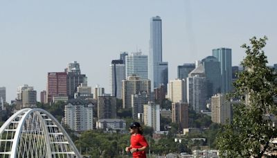 Edmonton weather: Extreme heat wave cresting as temperatures set to drop Friday