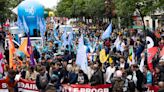Francia se moviliza con una ola de protestas por todo el país contra el ascenso de la extrema derecha