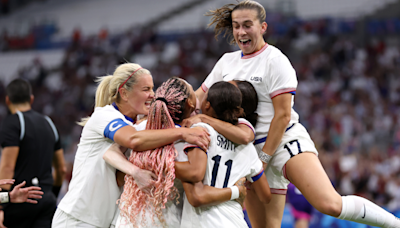 Team USA men's soccer look to join women in knockout rounds; Canada try to advance despite spygate penalty