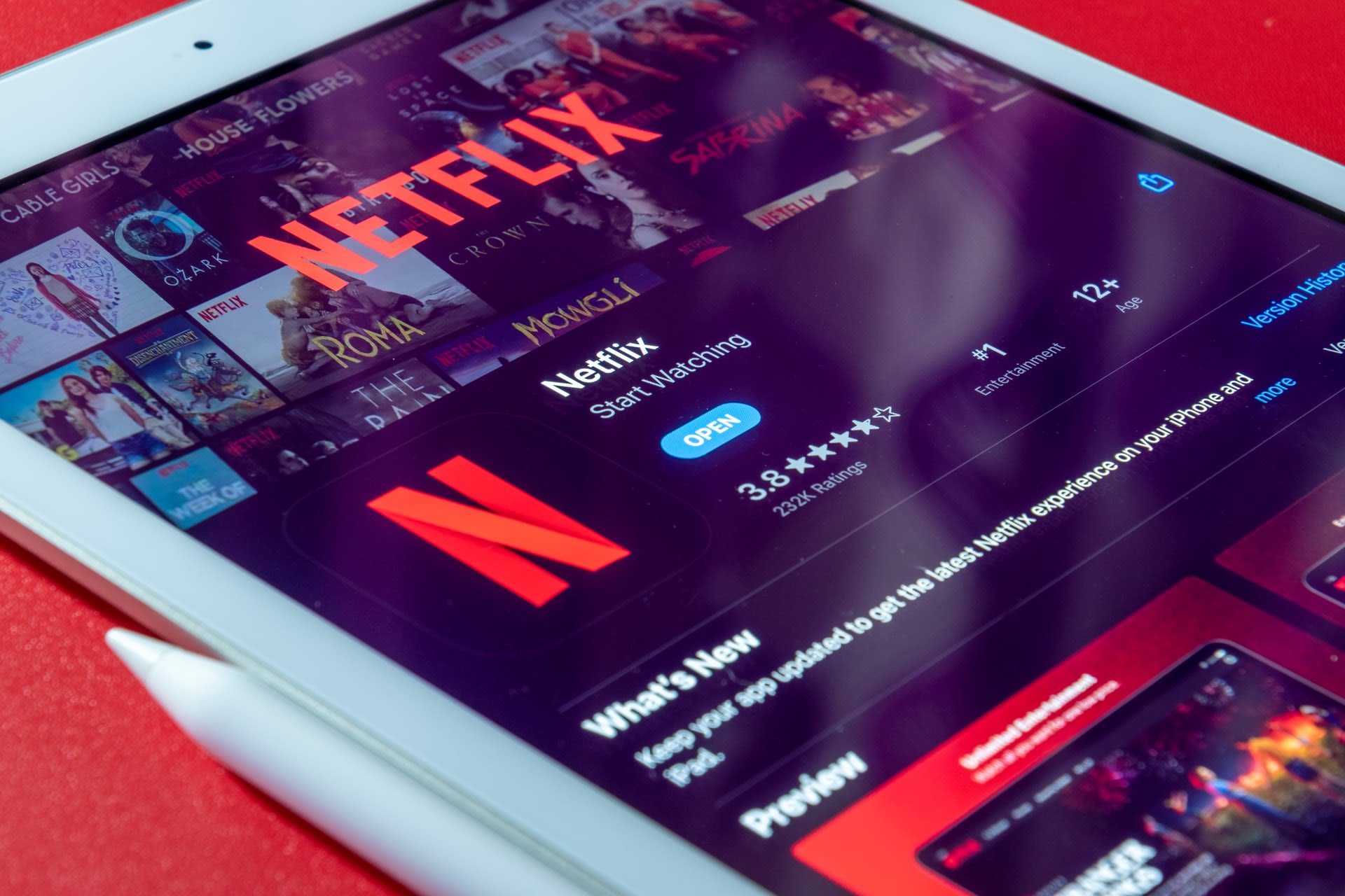 Is Netflix Inc (NASDAQ:NFLX) an Overvalued Tech Stock You Should Sell?