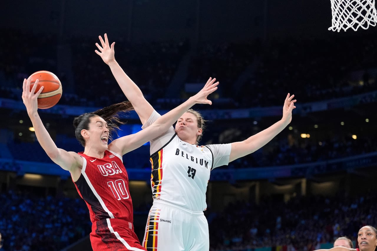 2024 Paris Olympics: Breanna Stewart leads US women’s basketball team into quarterfinals