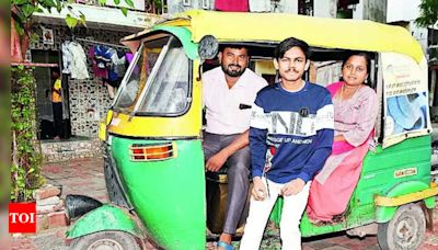 Auto driver’s son cracks JEE(A) without tuition | Vadodara News - Times of India