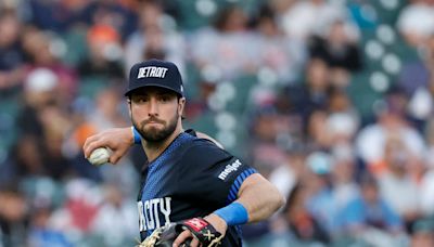 Detroit Tigers fall to .500 for first time with 5-2 loss to Astros in new uniforms