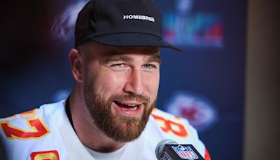 Travis Kelce to discuss London in his podcast after Taylor Swift show appearance