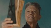 Pagan 227.000 dólares por el manuscrito de una canción de David Bowie