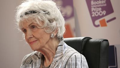 Alice Munro’s Alma Mater Pauses Position Named After Her