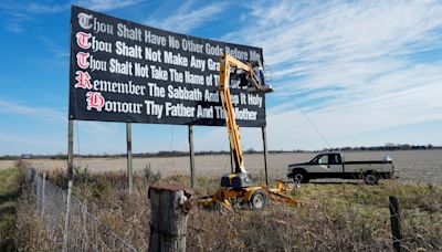 Louisiana: ‘Public schools are not Sunday schools,’ ACLU to sue US state over Ten Commandments school displays