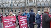 Protesto em Hamburgo contra uso de armas nucleares na Ucrânia