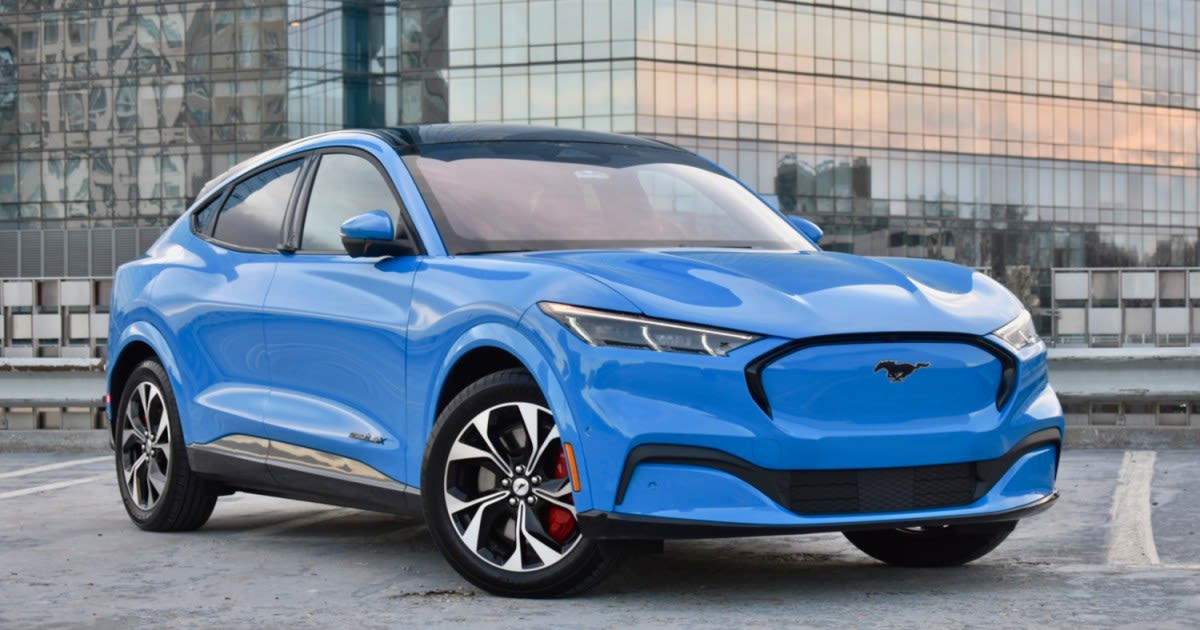 Ford Mustang Mach-E 2024 vs 2023 | Digital Trends