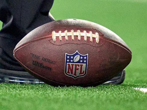 Patriots, Jaguars y Falcons rompen las redes con calendarios