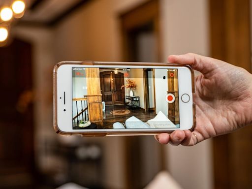 How to Turn Your Old Smartphone Into a Free Security Camera