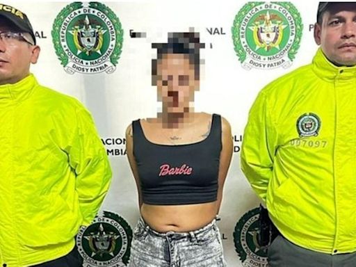 Atraparon a alias 'la Barbie coca', mujer que vendía drogas cerca de colegios y parques