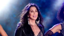Cher prévoit de "crier sous son oreiller" lorsqu'elle atteindra 78 ans
