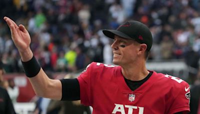 WATCH: Falcons surprise Matt Ryan with Ring of Honor induction