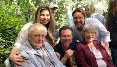 Mr. Feeny Actor William Daniels Shares ‘Boy Meets World’ Reunion Pics