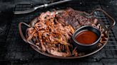 We Asked An Expert: This Is The Right Way To Order Sauce At A Barbecue Restaurant