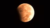 Antes del gran eclipse solar en abril, tendremos uno de luna en la madrugada de este lunes y será visible en toda América