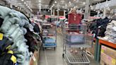 US Retail Sales Excluding Autos Rise by Most in Three Months
