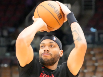 Raptors' Bruce Brown claps back at fan who wants him traded | Offside
