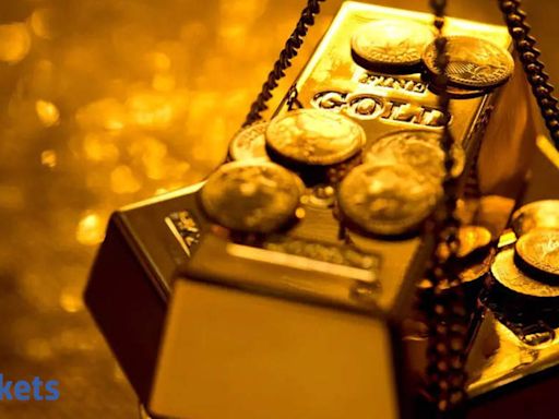 Gold Price Today: Yellow metal up by Rs 900/10gm, silver gains by Rs 2,100/kg in 2 days - The Economic Times