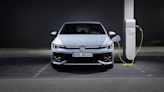 Gallery: Euro-Only 2025 Volkswagen Golf Photos