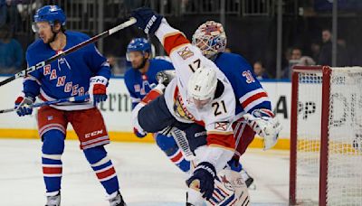 Nick Cousins returns for the Florida Panthers in Game 6 of the Stanley Cup Final