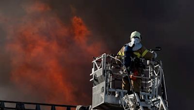 Se incendió en Copenhague uno de los edificios más antiguos de Europa: “Es nuestro Notre Dame”