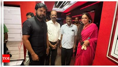 Karthi and Shobana attend preview of ‘Manichitrathazhu’ 4K remastered version | Malayalam Movie News - Times of India