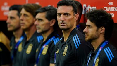 Scaloni: dos decisiones fuertes y una que jamás se animará a tomar