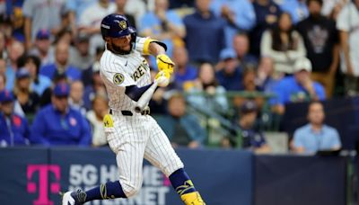 Tigers, Royals, Padres advance in MLB playoffs, Brewers stay alive