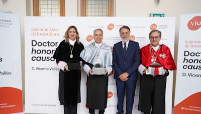 Vicente Vallés, nuevo doctor honoris causa de la Universidad Internacional de Valencia: "Sin contexto no hay periodismo"