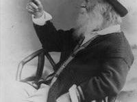 WALT WHITMAN: NEW FORM OF POETRY