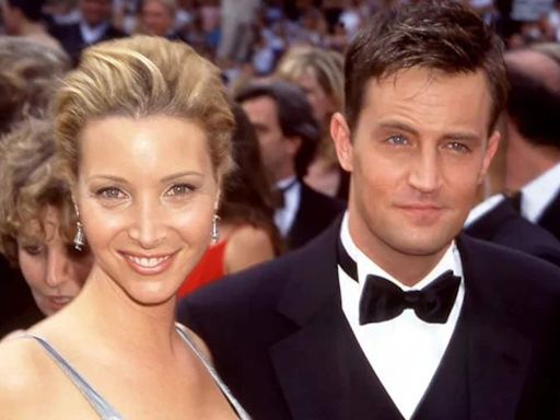 Lisa Kudrow reveals she is rewatching ‘Friends’ in honor of late Matthew Perry